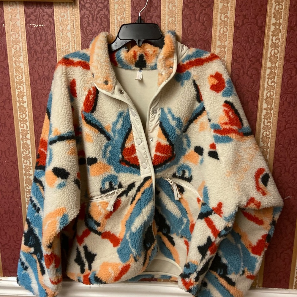 🌸FREE PEOPLE HIT the slopes  Printed Fleece Jacket🌸 - Picture 3 of 10